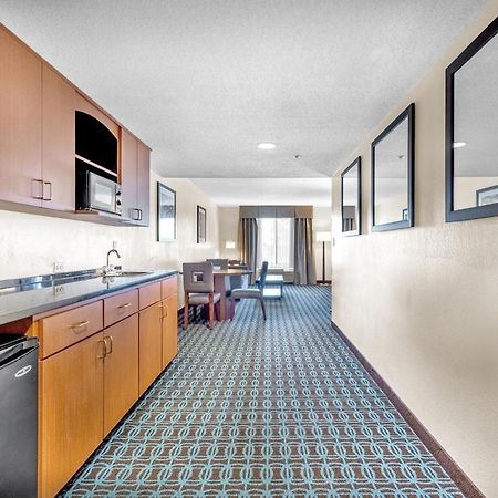Wingate By Wyndham Chicago Schaumburg Hotel Стая снимка