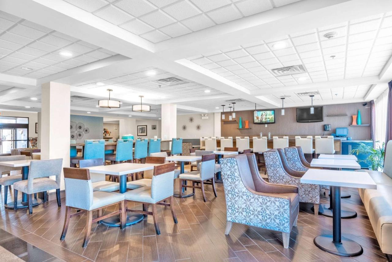 Wingate By Wyndham Chicago Schaumburg Hotel Екстериор снимка