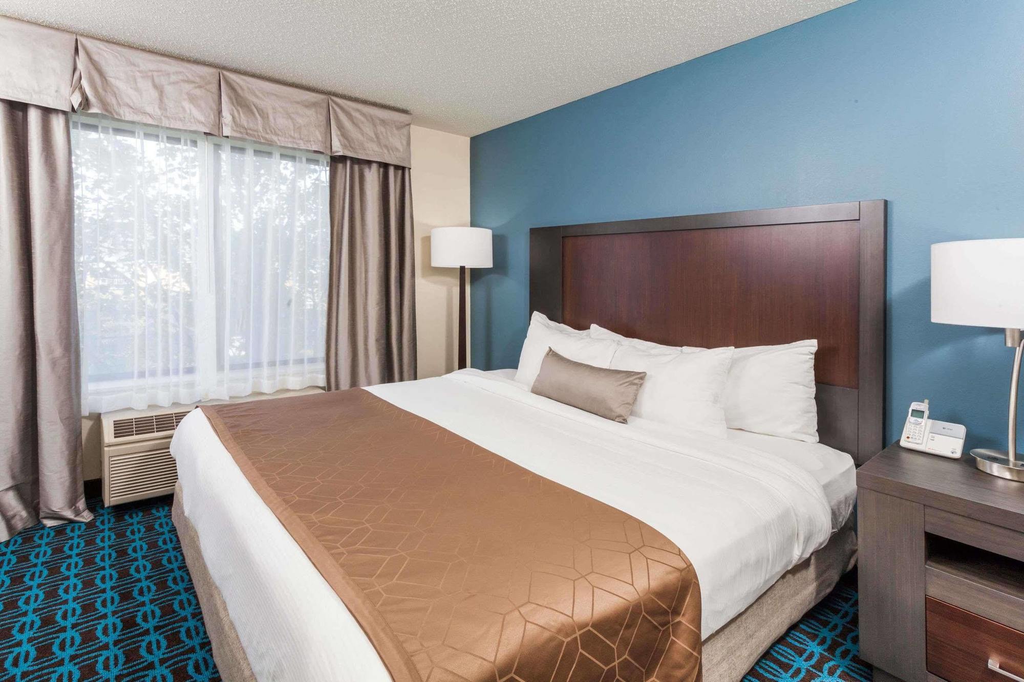 Wingate By Wyndham Chicago Schaumburg Hotel Екстериор снимка