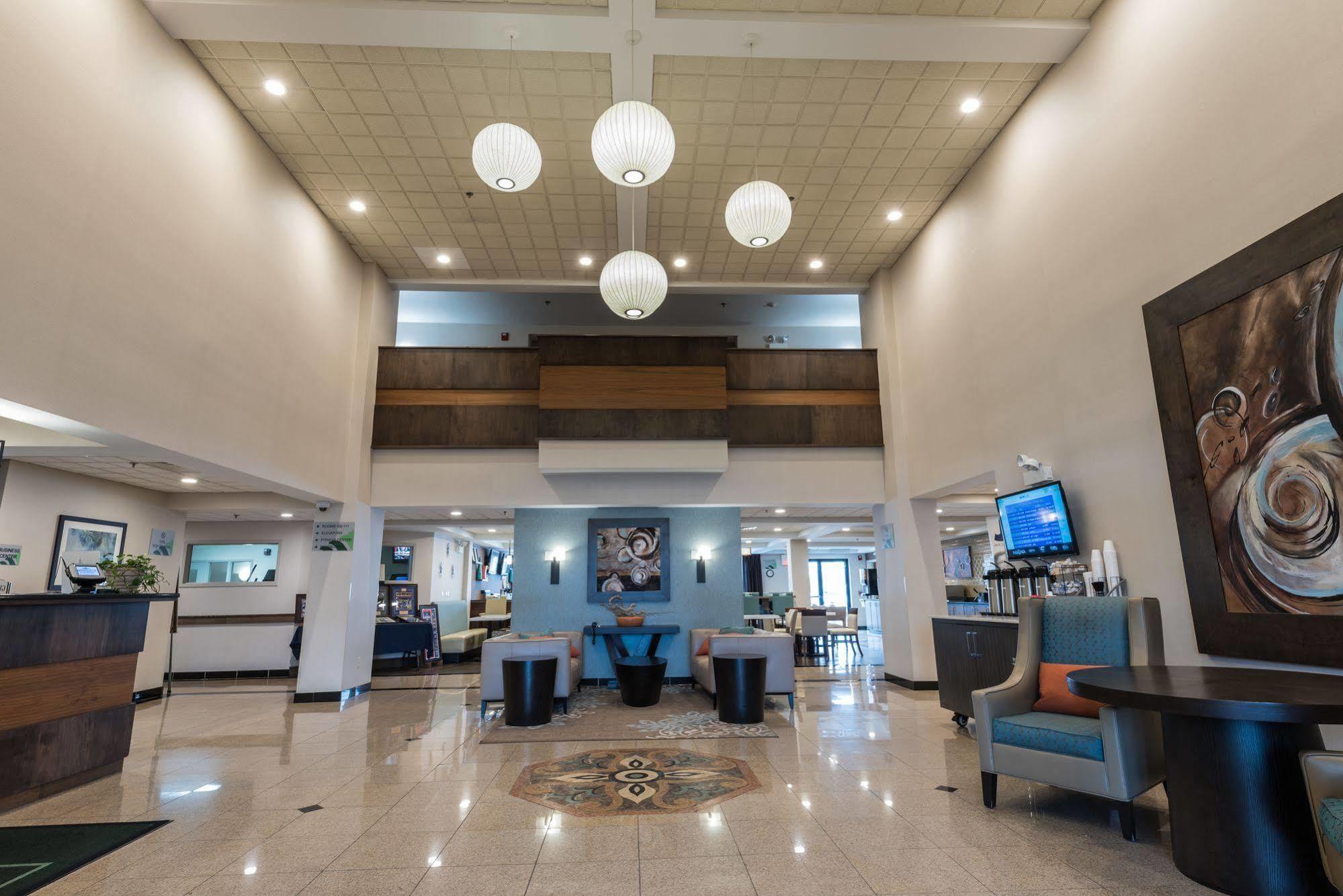 Wingate By Wyndham Chicago Schaumburg Hotel Екстериор снимка
